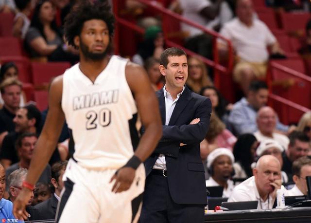 席与完善的 席与完善的